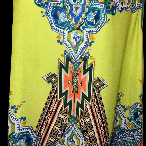 Very pretty and vibrant tank top by PEACH PUFF Medium - Picture 11 of 12